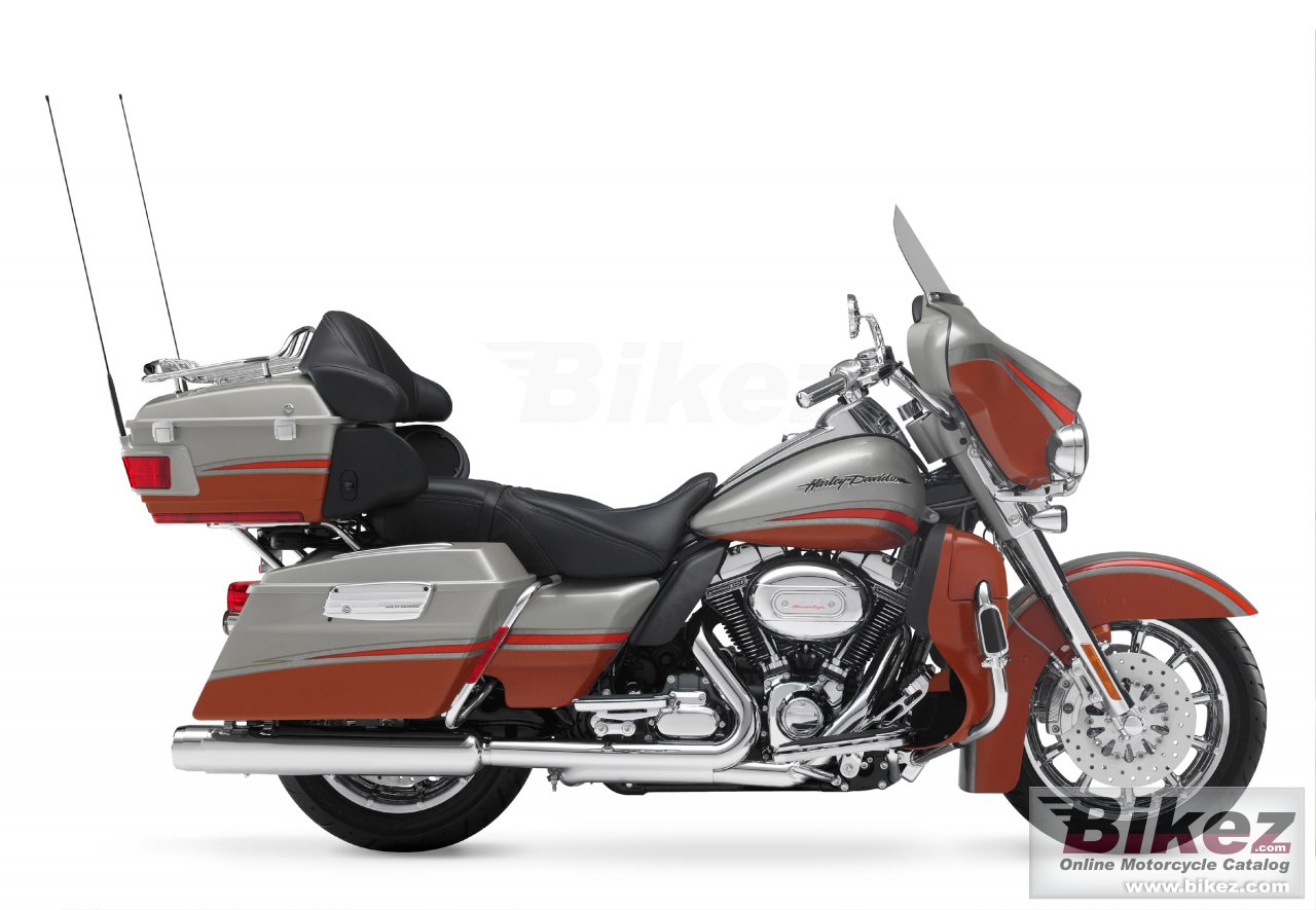 Big Harley-Davidson flhtcuse4 cvo ultra classic electra glide picture and wallpaper from Bikez.com